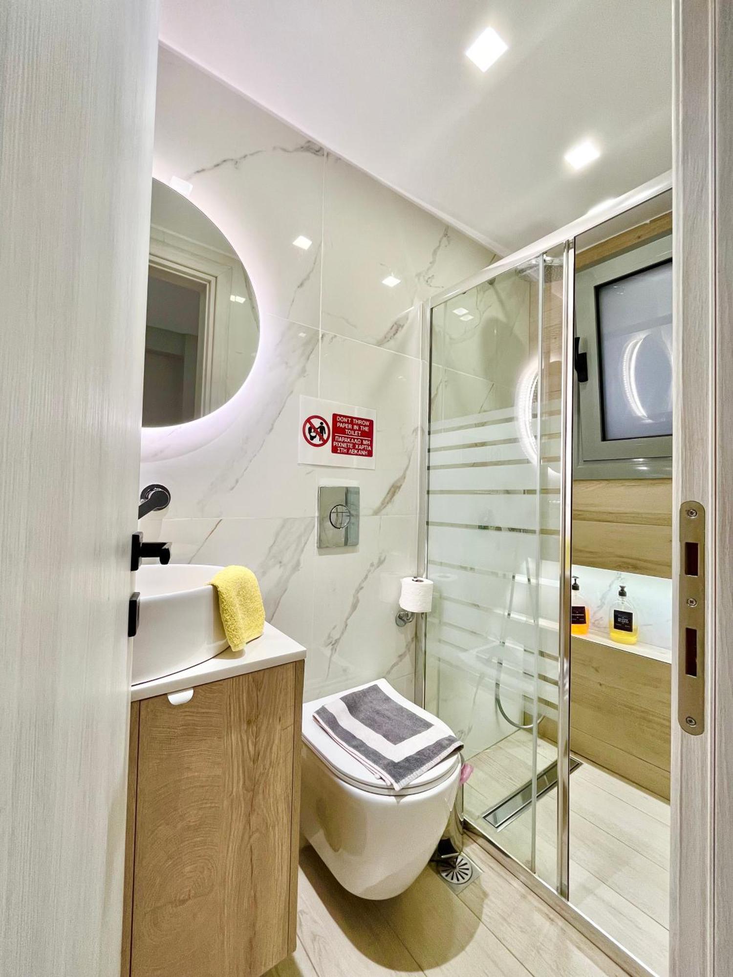 Blueline Apartment 2 Loutráki Dış mekan fotoğraf