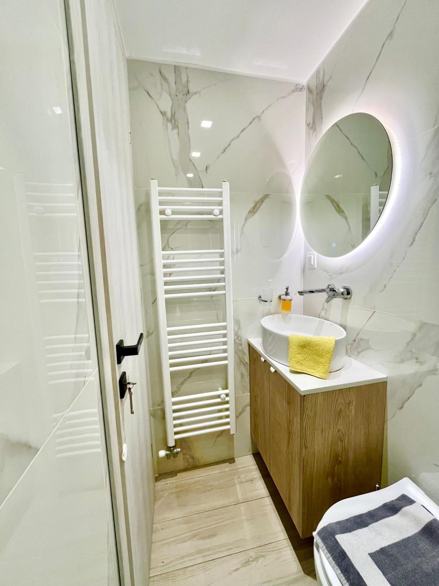 Blueline Apartment 2 Loutráki Dış mekan fotoğraf