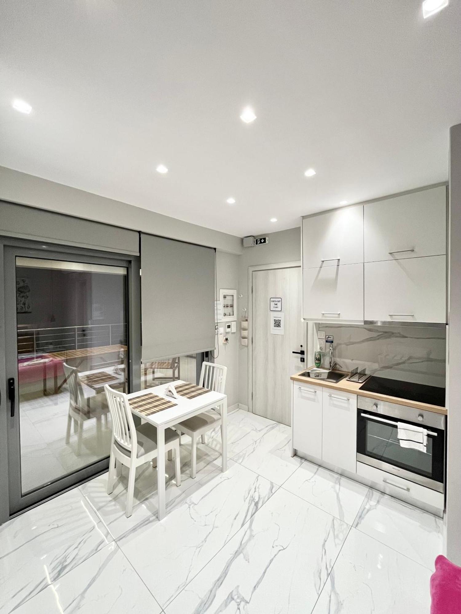 Blueline Apartment 2 Loutráki Dış mekan fotoğraf